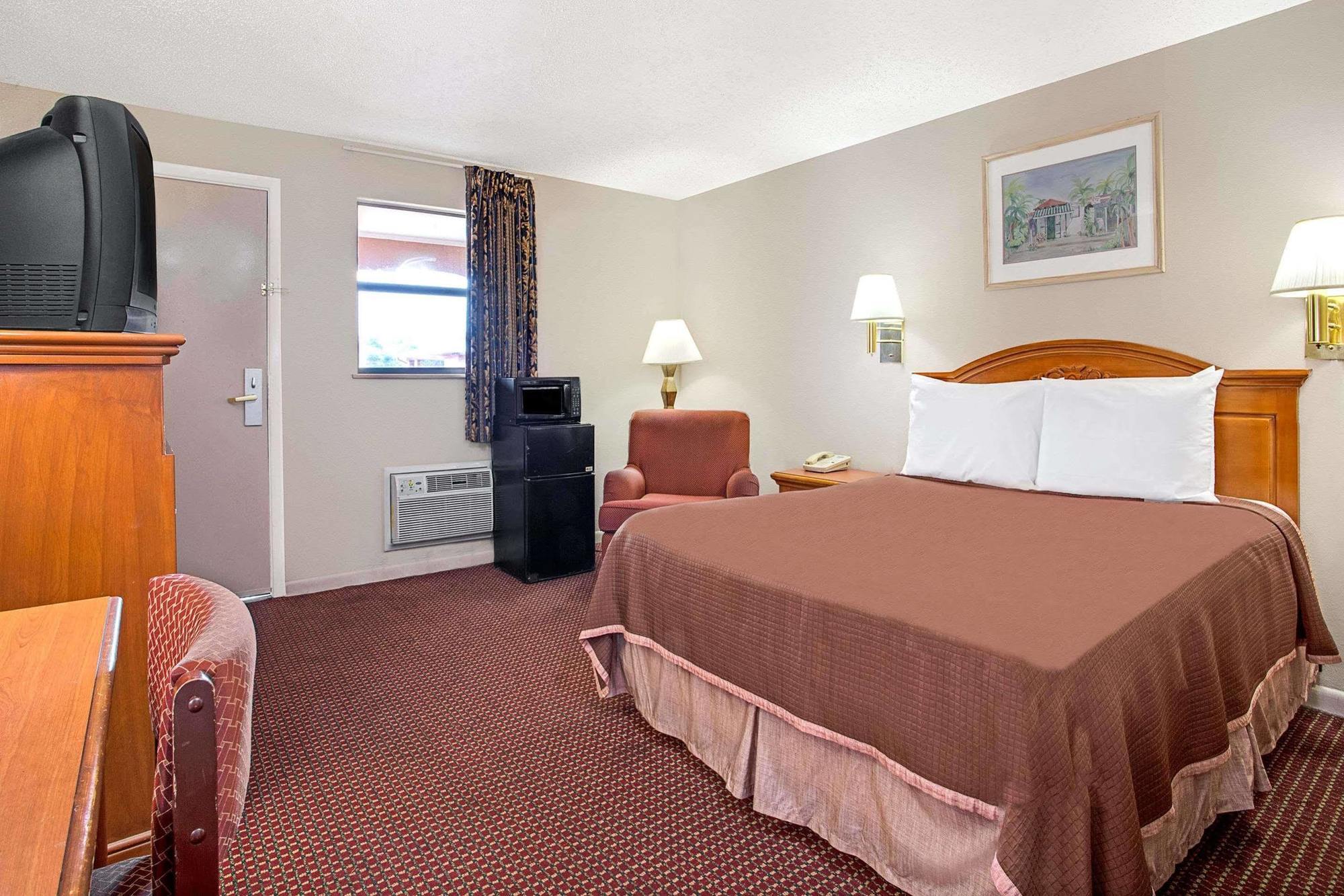 Airport Inn Tampa Eksteriør billede